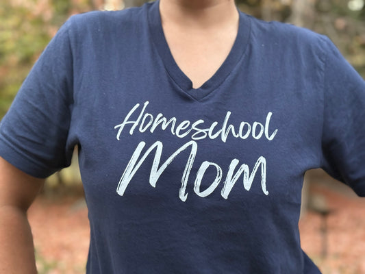 PHILIPPIANS 4:13 HOMESCHOOL MOM TEE (5 COLORS)